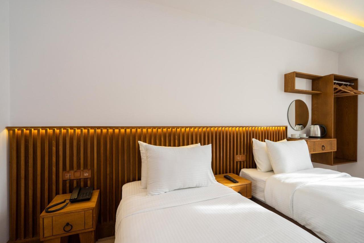 Castillo Rojo Hotel Istanbul Bagian luar foto