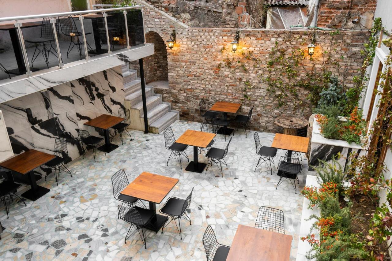 Castillo Rojo Hotel Istanbul Bagian luar foto
